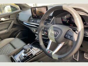 Audi Q5 (Limo Hire) 3