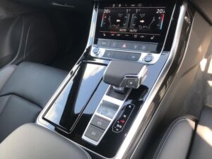 Audi Q7 Car Renting