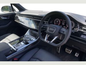 Audi Q7 Cars for Rent