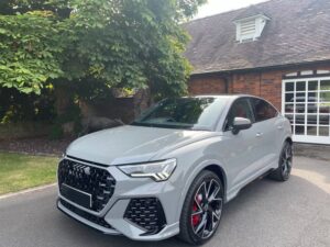 Audi RS Q3 (Limo Hire) 12