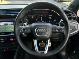 Audi RS Q3 (Limo Hire) 16