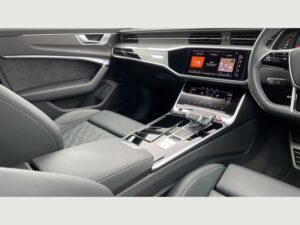 Audi S7 (Limo Hire) 24