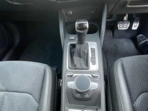 Audi SQ2 Hires