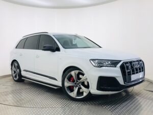 Audi SQ7 Sports Car 18