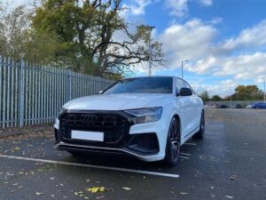 Audi SQ7 Sports Car 30