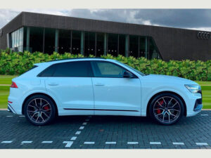 Audi SQ8 Sports Car Hire 13