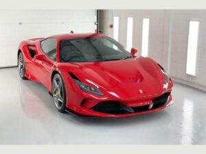 Ferrari F8 Tributo (Limo Hire London) 3