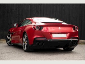 Ferrari Portofino M (Limo Hire) 8