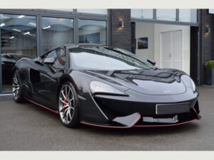 Mclaren 570GT (Limo Hire) 3