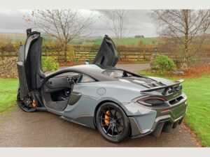 Mclaren 600LT (Limo Hire) 8