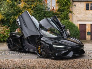 Mclaren 765LT (Limo Hire) 1