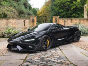 Mclaren 765LT (Limo Hire) 12