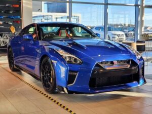 NIssan GTR Sports Car 6