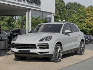 Porsche Cayenne Sports Car 4