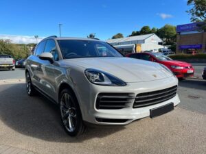 Porsche Cayenne Sports Car 6