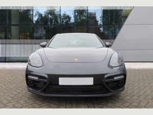 Porsche Panamera (Limo Hire) 11