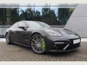 Porsche Panamera (Limo Hire) 12