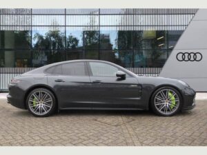 Porsche Panamera (Limo Hire) 5