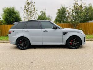 Range Rover SVR 16