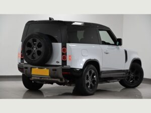 Range Rover (Land Rover Defender 90) 4